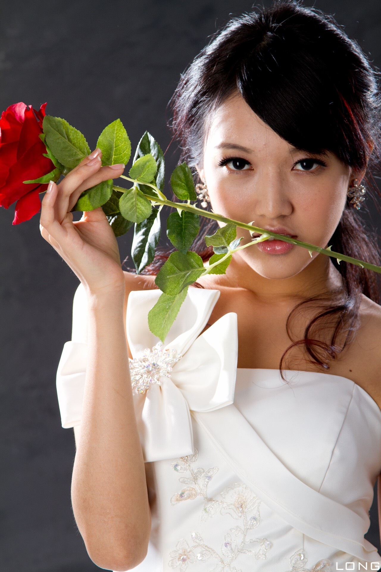 棚拍]Jill 瑋廷 婚紗之白 Beauty性感美女写真套图